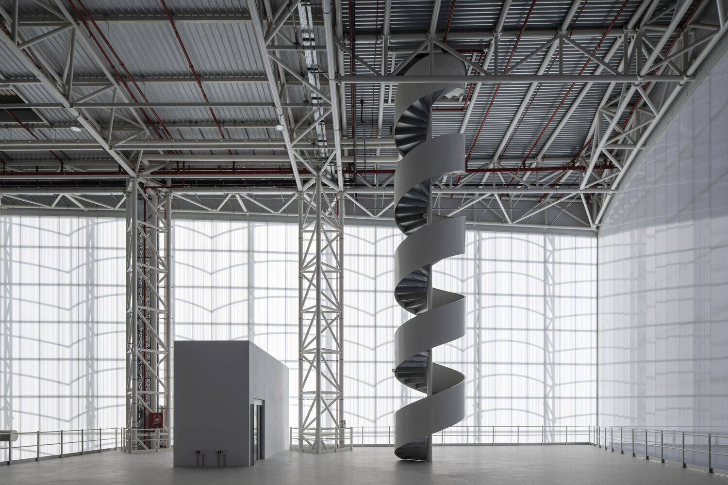 Lấy sáng và cách nhiệt tối đa cho nhà công nghiệp