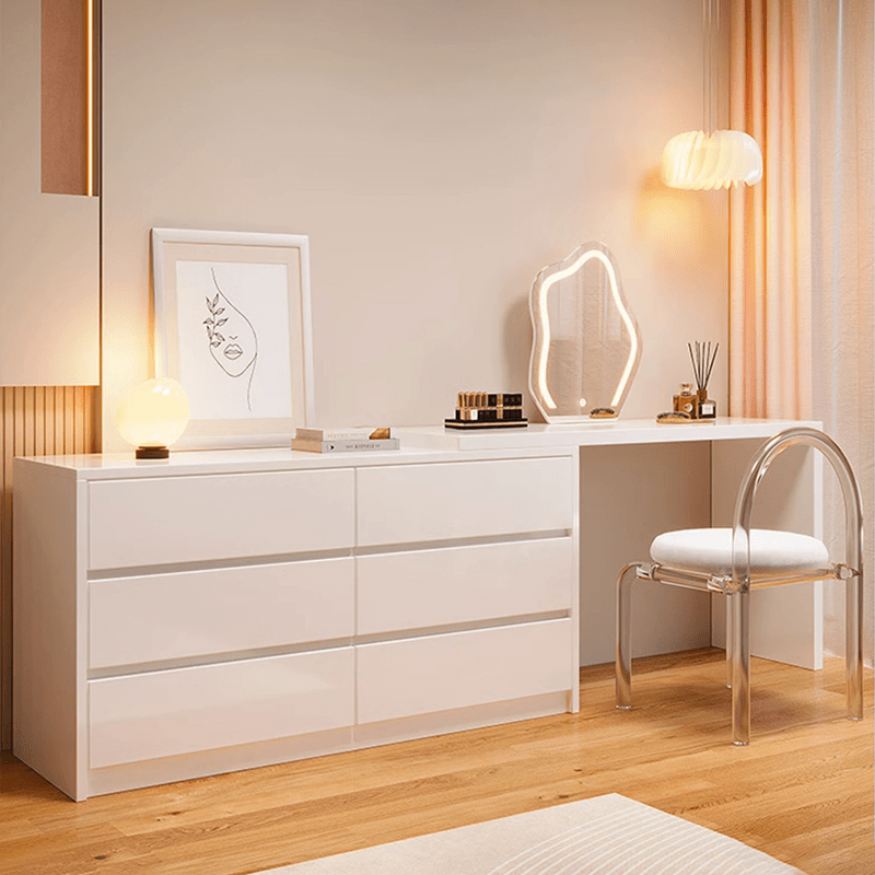 Khám Phá 7 Ý Tưởng Trang Trí Bàn Trang Điểm