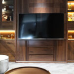 Cách nhận biết vân gỗ óc chó tự nhiên và gỗ óc chó kỹ thuật