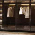 Mẫu Tủ Quần Áo Nhôm Kính 3 Buồng