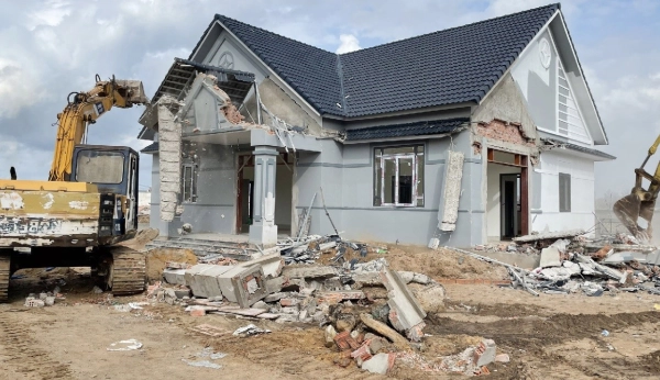 Quy trình tháo dỡ nhà cũ chuẩn xác