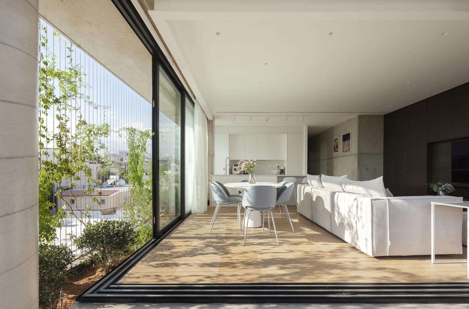 Cân bằng thông gió cho lớp vỏ công trình 2025