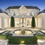 Tinh hoa kiến trúc với thiết kế tân cổ điển