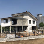 Có Nên Xây Nhà Khung Thép và Tường Gạch Truyền Thống