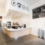 Mẫu Thiết Kế Quán Trà Sữa Đẹp, Thịnh Hành 2026